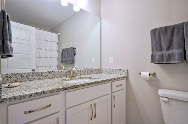 645 Stowe Ct Unit L, Clarksville, TN 37040