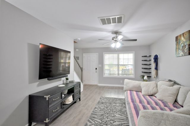 645 Stowe Ct Unit L, Clarksville, TN 37040