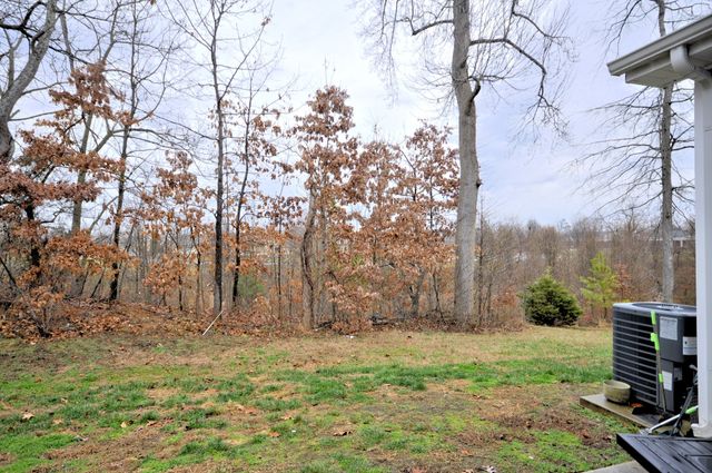 645 Stowe Ct Unit L, Clarksville, TN 37040