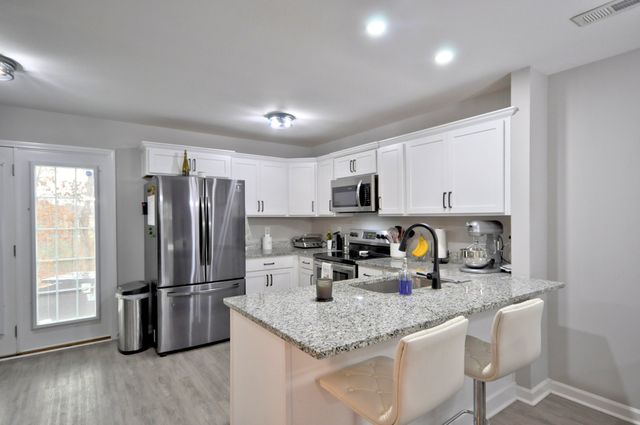 645 Stowe Ct Unit L, Clarksville, TN 37040