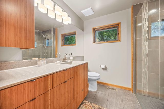 318 4th Street NE, Minneapolis, MN 55413