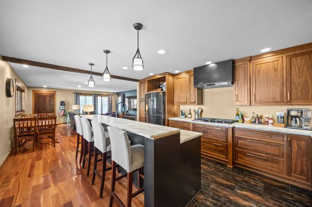 318 4th Street NE, Minneapolis, MN 55413