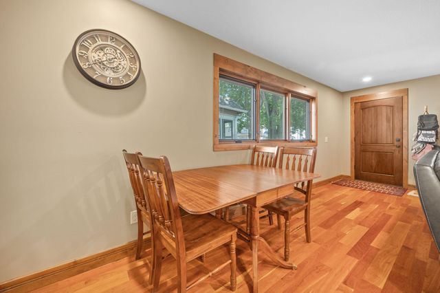 318 4th Street NE, Minneapolis, MN 55413