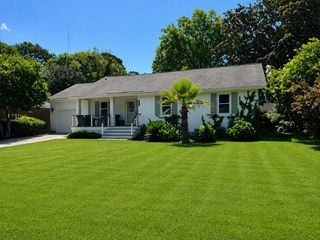 1133 Shoreside Way, Mount Pleasant, SC 29464