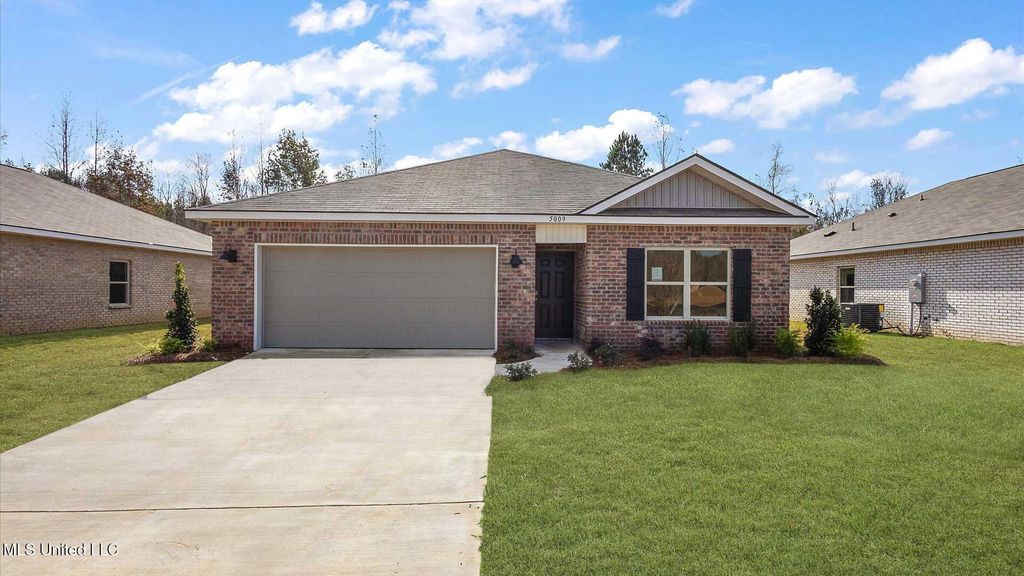 241 Trace Drive, Pearl, MS 39208