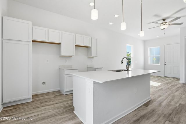 2985 SNELL Street, Jacksonville, FL 32218