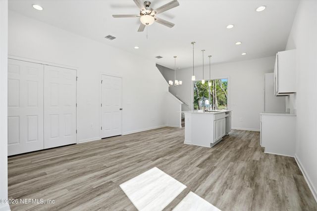 2985 SNELL Street, Jacksonville, FL 32218