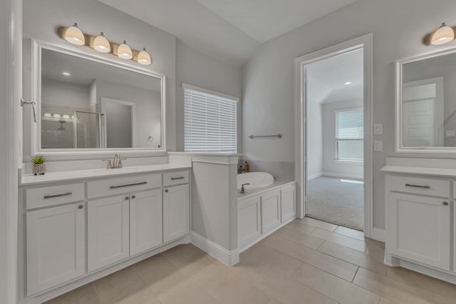 140 Crockett Drive, Waxahachie, TX 75165