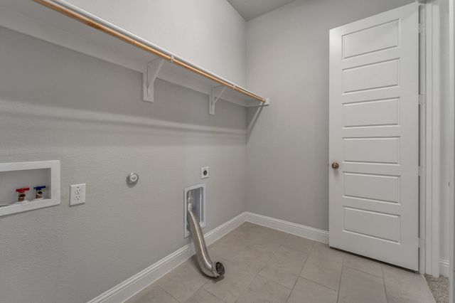 140 Crockett Drive, Waxahachie, TX 75165