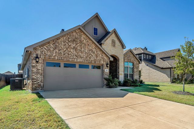 140 Crockett Drive, Waxahachie, TX 75165
