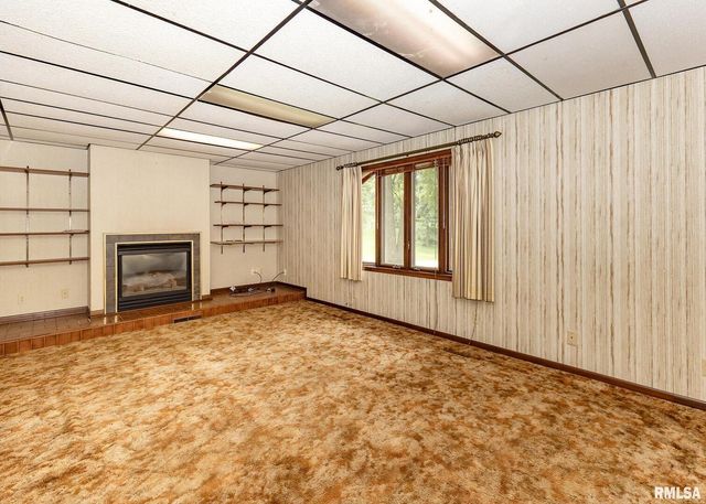 3309 VALLEY Drive, Geneseo, IL 61254