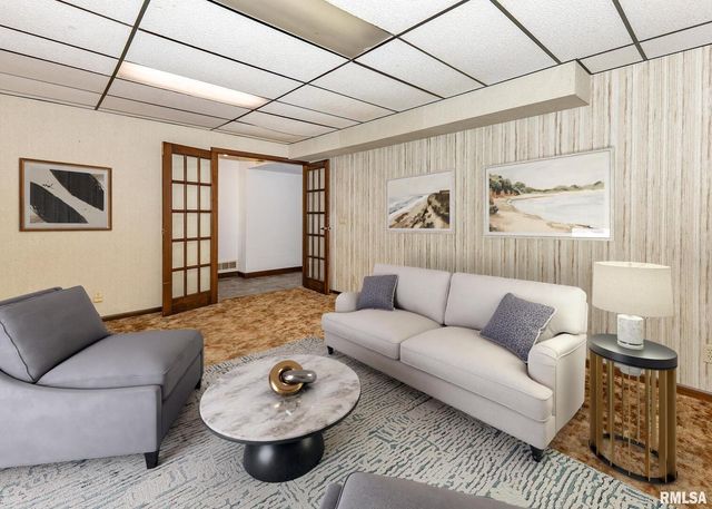 3309 VALLEY Drive, Geneseo, IL 61254