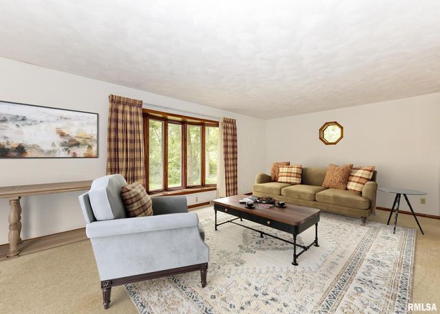 3309 VALLEY Drive, Geneseo, IL 61254