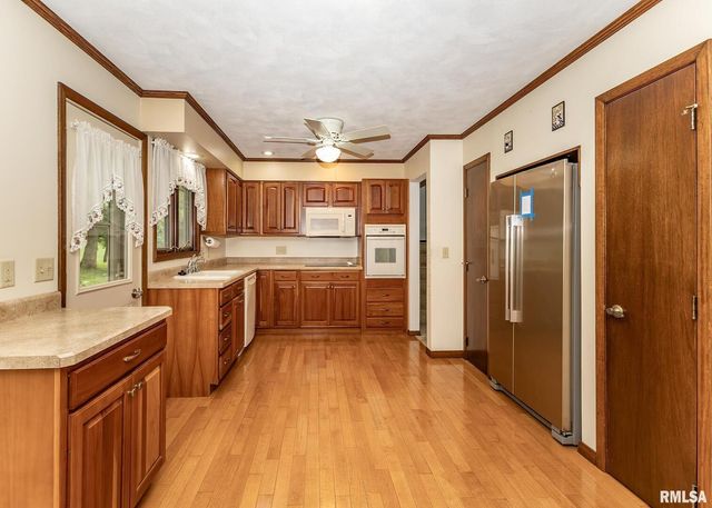 3309 VALLEY Drive, Geneseo, IL 61254