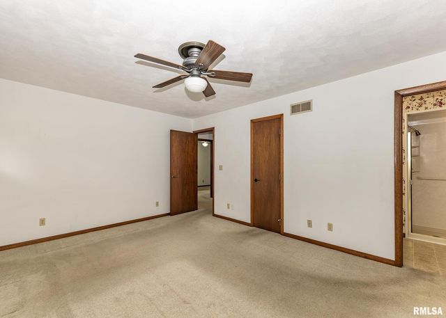 3309 VALLEY Drive, Geneseo, IL 61254