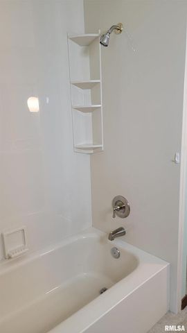 3309 VALLEY Drive, Geneseo, IL 61254