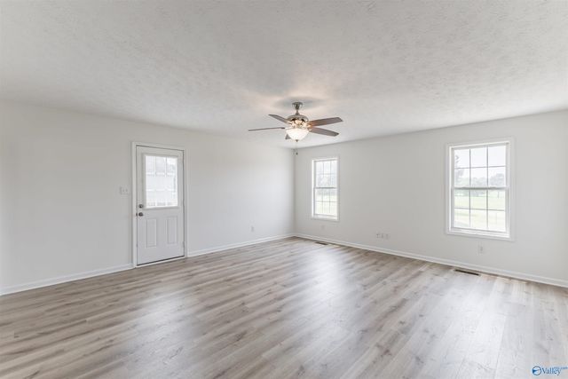 28768 Dorning Road, Toney, AL 35773