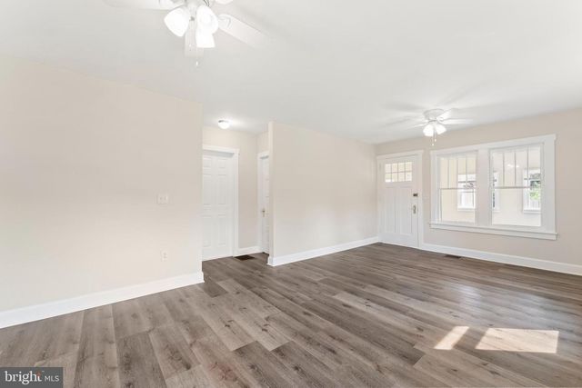 7 REVIS AVE, New Castle, DE 19720