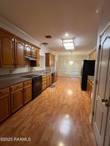 1000 Bear Creek Circle, Breaux Bridge, LA 70517