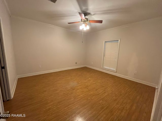 1000 Bear Creek Circle, Breaux Bridge, LA 70517