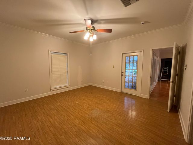 1000 Bear Creek Circle, Breaux Bridge, LA 70517