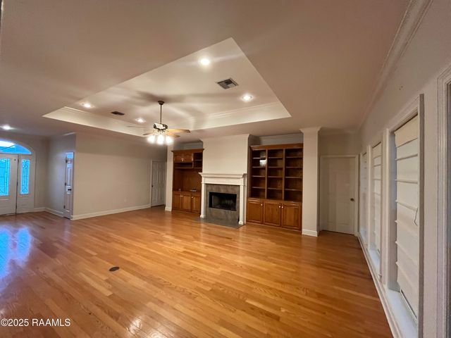 1000 Bear Creek Circle, Breaux Bridge, LA 70517