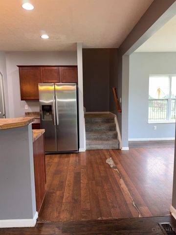 7025 Locker Court, Cincinnati, OH 45224