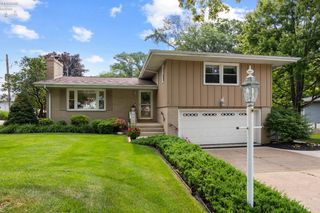 210 Bucyrus Avenue, Huron, OH 44839