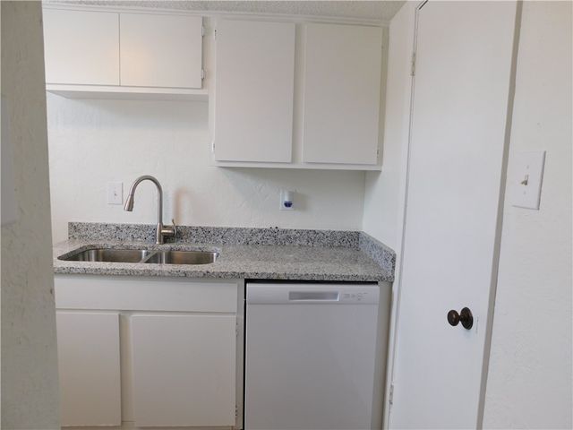 4409 Carter Creek Parkway 1, Bryan, TX 77802