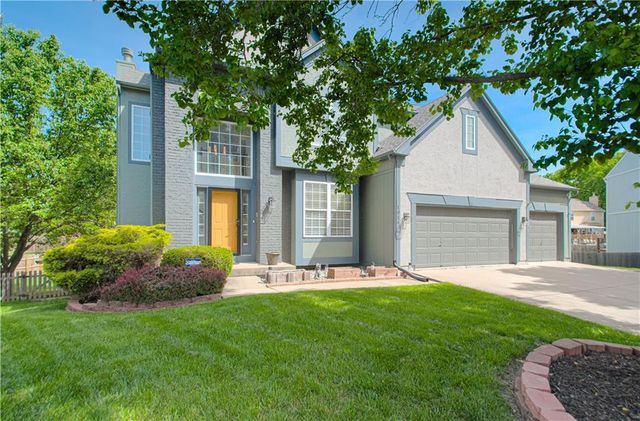1014 NE 92nd Court, Kansas City, MO 64155
