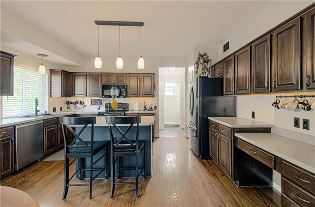 1014 NE 92nd Court, Kansas City, MO 64155