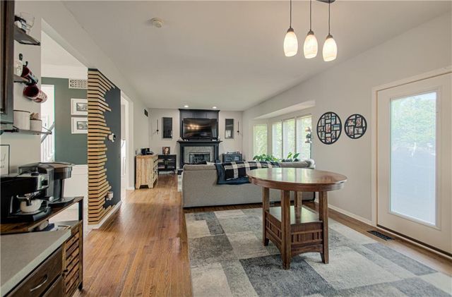1014 NE 92nd Court, Kansas City, MO 64155