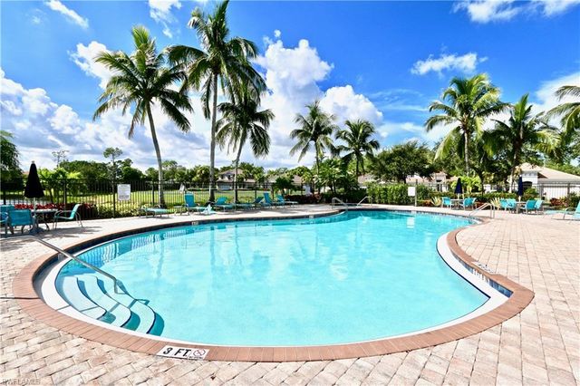 15578 Vallecas LN, Naples, FL 34110