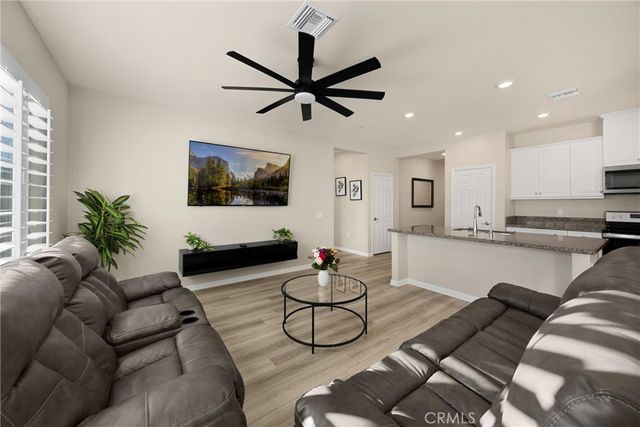 29146 Hondo Lane, Winchester, CA 92596