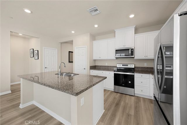 29146 Hondo Lane, Winchester, CA 92596