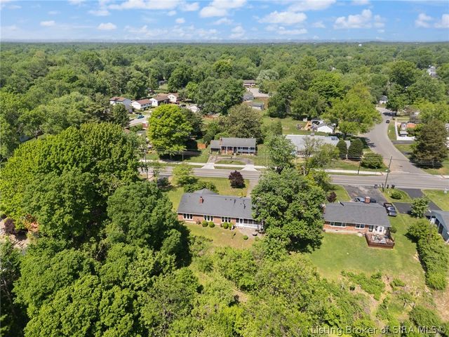 3510 Utica Pike, Jeffersonville, IN 47130