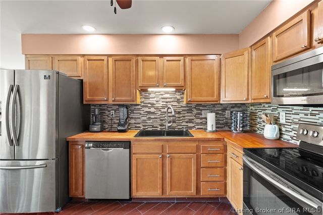 3510 Utica Pike, Jeffersonville, IN 47130