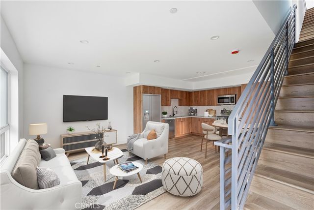 206 N Union Avenue, Echo Park, CA 90026