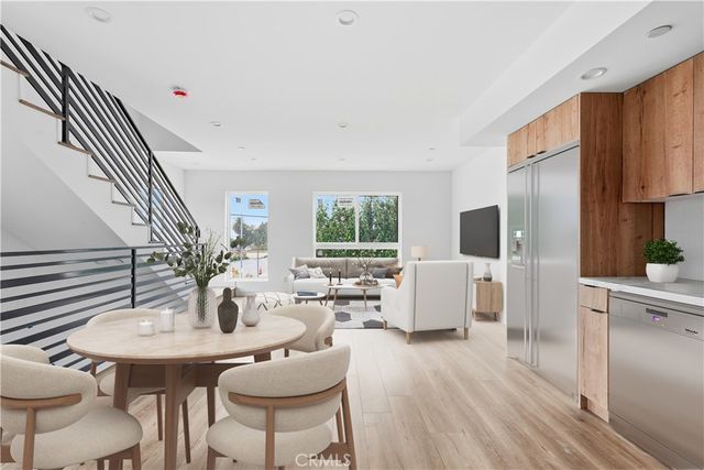 206 N Union Avenue, Echo Park, CA 90026