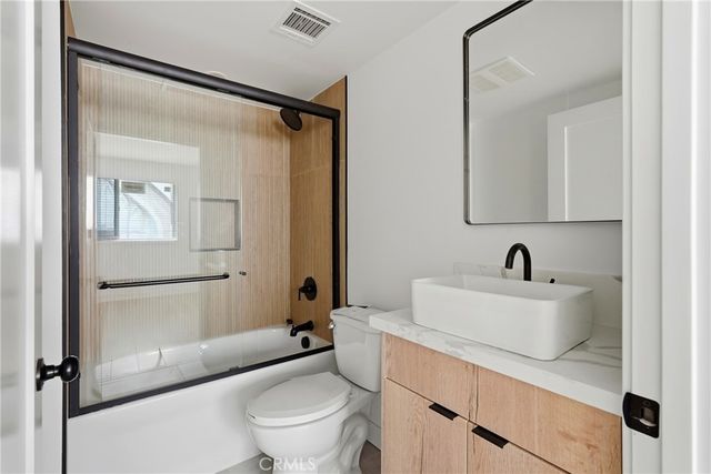 206 N Union Avenue, Echo Park, CA 90026