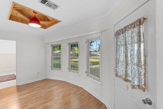 1620 College Street, Sulphur Springs, TX 75482