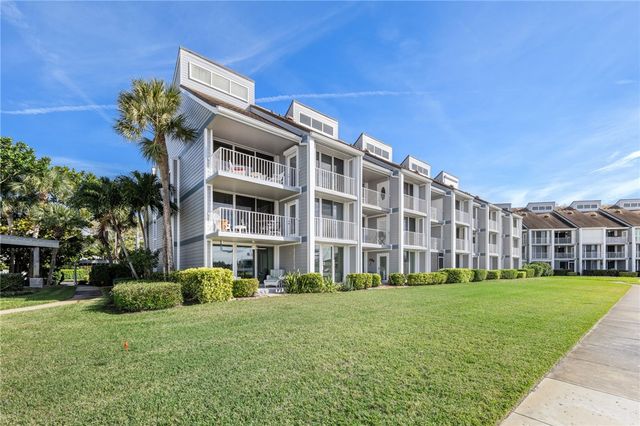 2135 Windward Way 106, Vero Beach, FL 32963