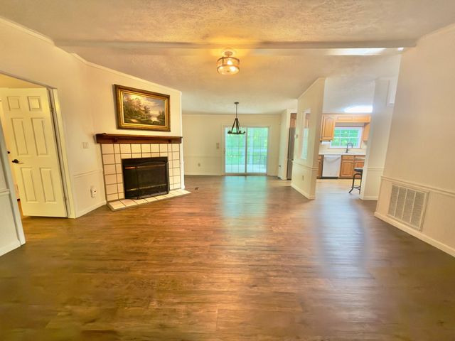 777 Lakeside Drive, Blairsville, GA 30512