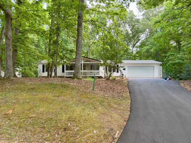 777 Lakeside Drive, Blairsville, GA 30512
