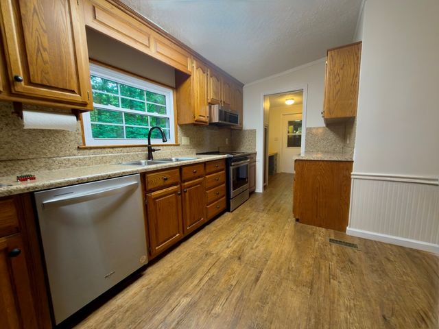 777 Lakeside Drive, Blairsville, GA 30512