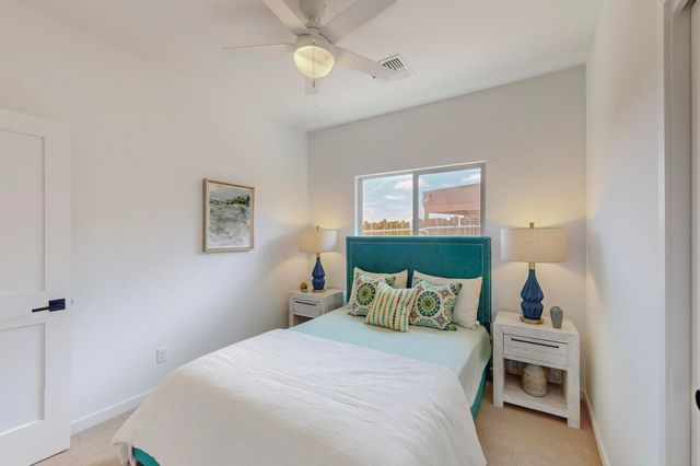 7601 Arroyo Oeste Lane, Santa Fe, NM 87507