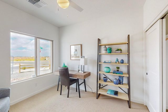 7601 Arroyo Oeste Lane, Santa Fe, NM 87507