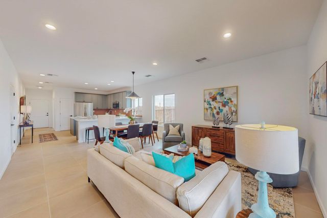 7601 Arroyo Oeste Lane, Santa Fe, NM 87507