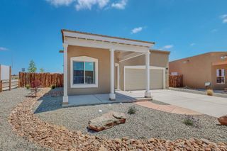 7601 Arroyo Oeste Lane, Santa Fe, NM 87507
