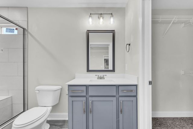 370 Galway Dr, Clarksville, TN 37042